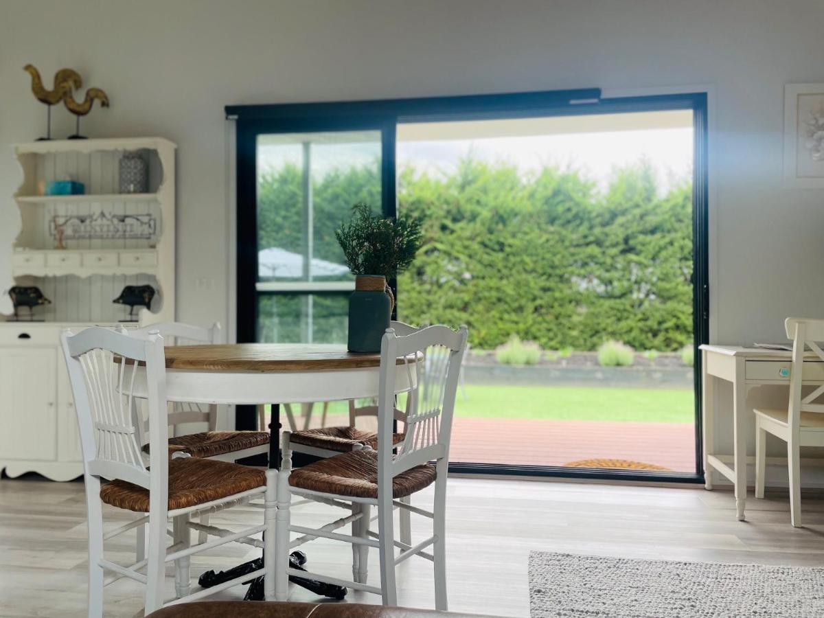 Farm Stay Maple Cottage At Wilindi Estate Tyabb Kültér fotó