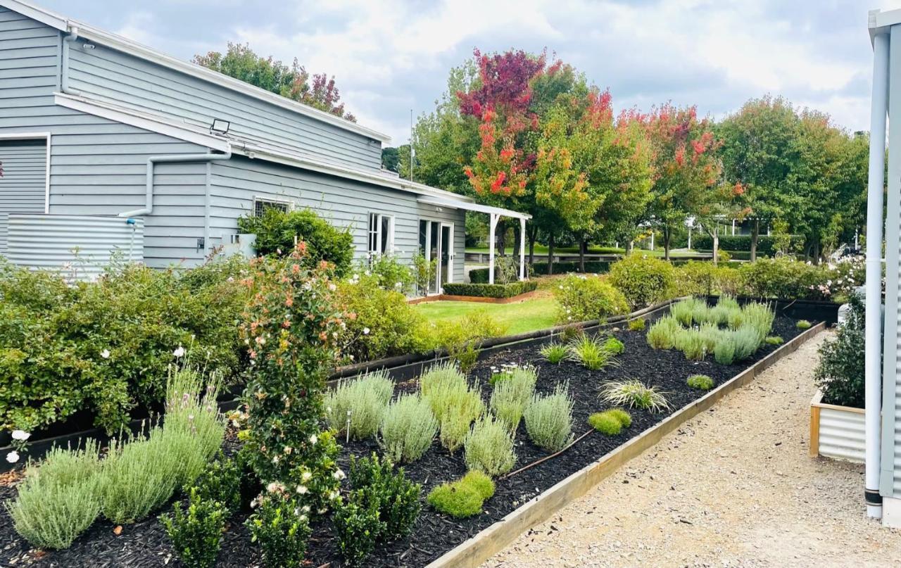 Farm Stay Maple Cottage At Wilindi Estate Tyabb Kültér fotó